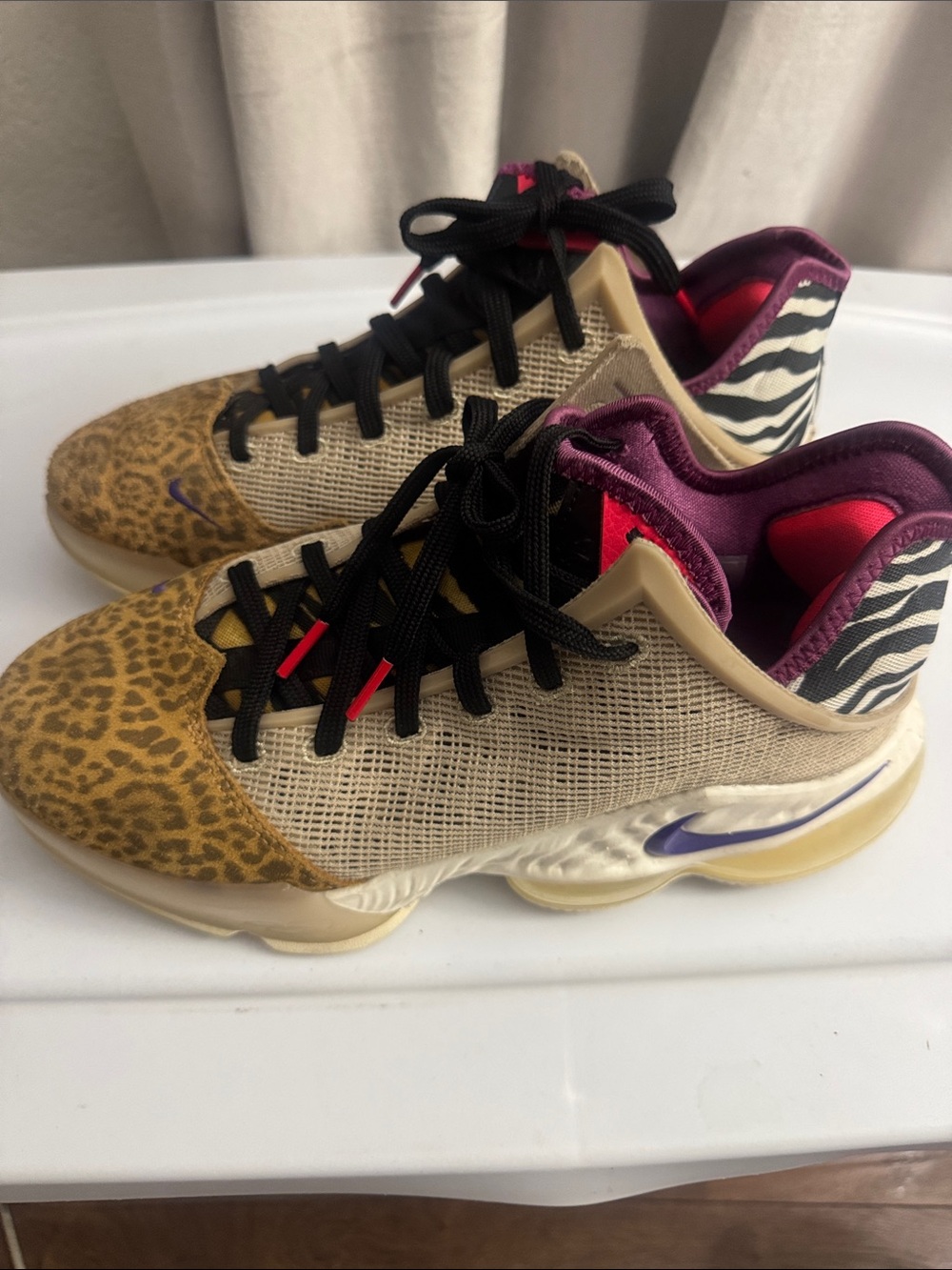 Nike LeBron 19 Low Safari